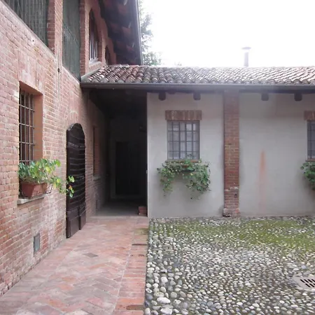 Al Bric Bed & Breakfast 3*