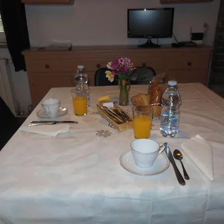 Oda ve Kahvaltı B&B Al Bric San Raffaele Cimena