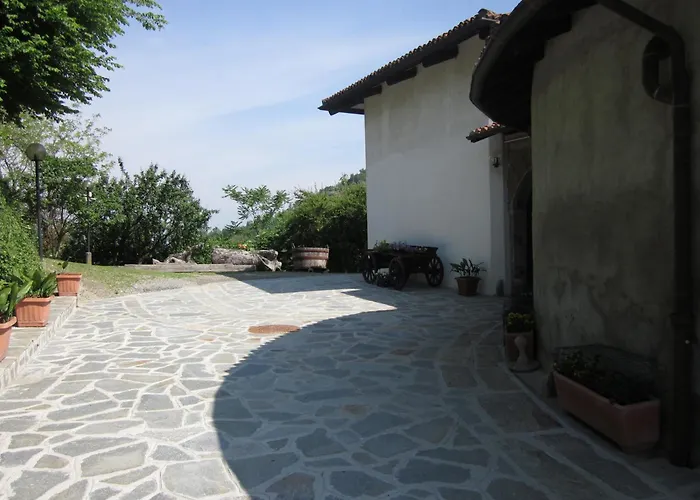 ベッド・アンド・ブレックファスト Al Bric